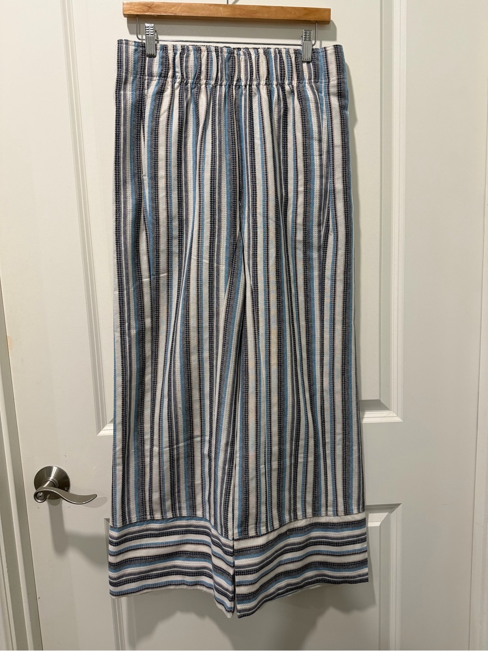 eesome Blue, Navy and White Striped elastic waist pant